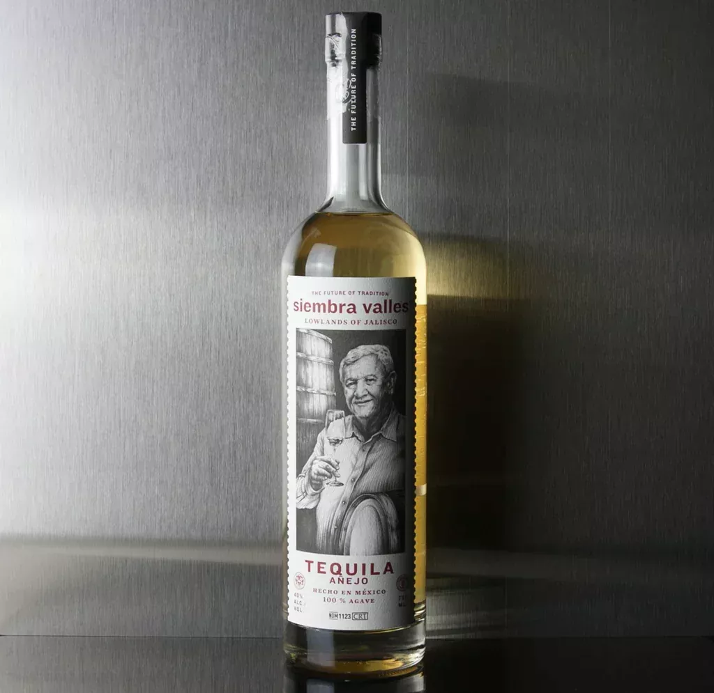 Siembra Valles Lowlands Añejo Tequila